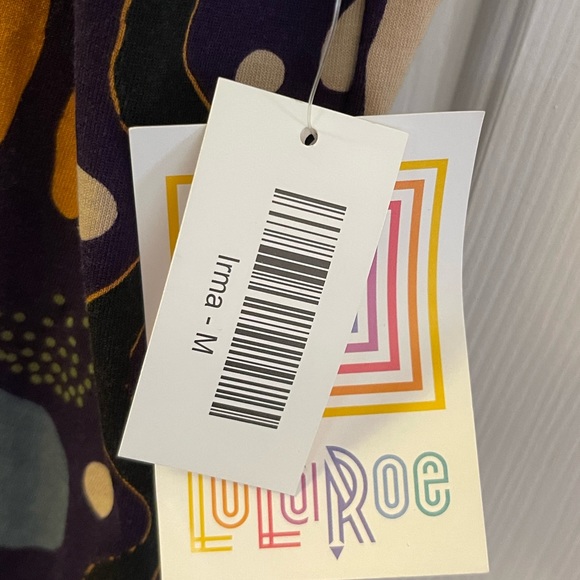 NWT LuLaRoe IRMA HI-LOW SHORT SLEEVE TUNIC TOP. Blue/Gold Multi-Color. Size M. - Picture 5 of 5